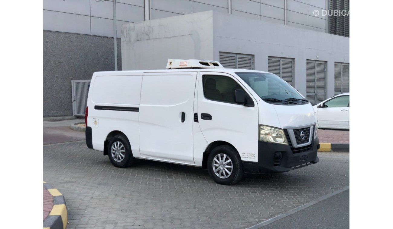 Nissan Urvan VAN Shiller