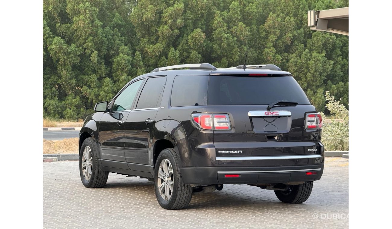 GMC Acadia SLT GMC ACADIA 2016 MODEL GCC