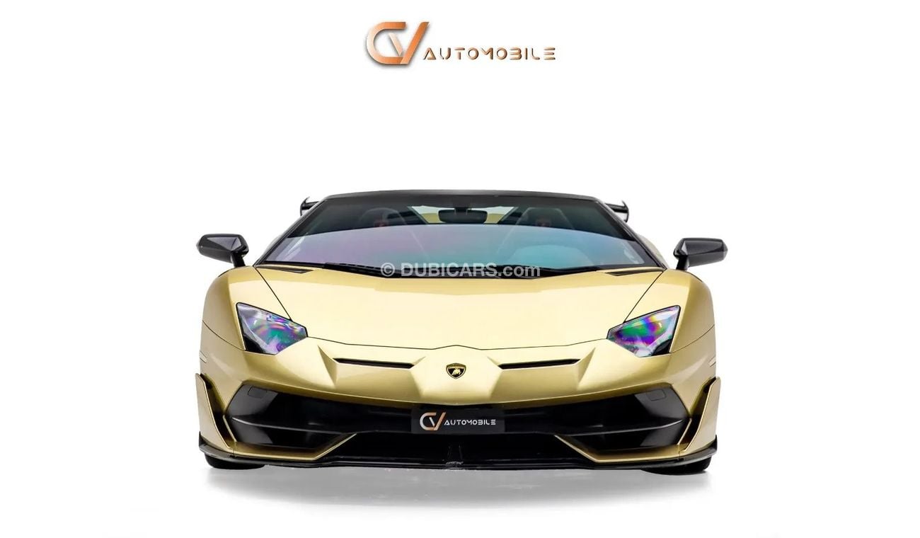 لامبورغيني أفينتادور LP770-4 SVJ Roadster - GCC Spec - With Warranty