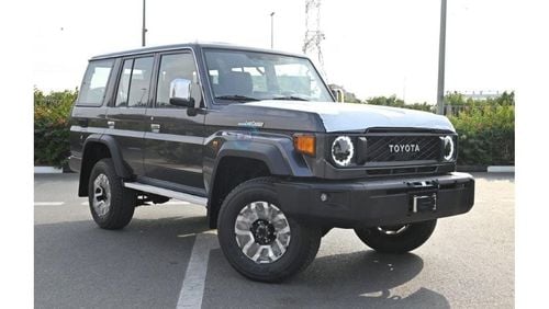 تويوتا لاند كروزر هارد توب 76 SDLX 4.0L Petrol 4WD Automatic