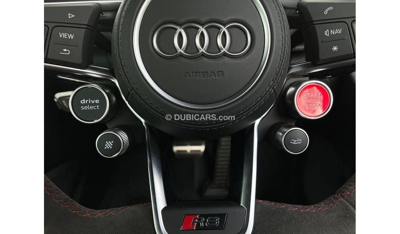 Audi R8 GT RWD 620 PS S tronic 5.2 2dr RIGHT HAND DRIVE