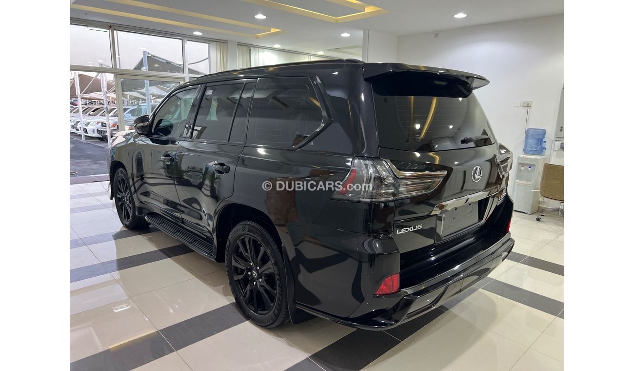 لكزس LX 570 Signature Black Edition 5.7L