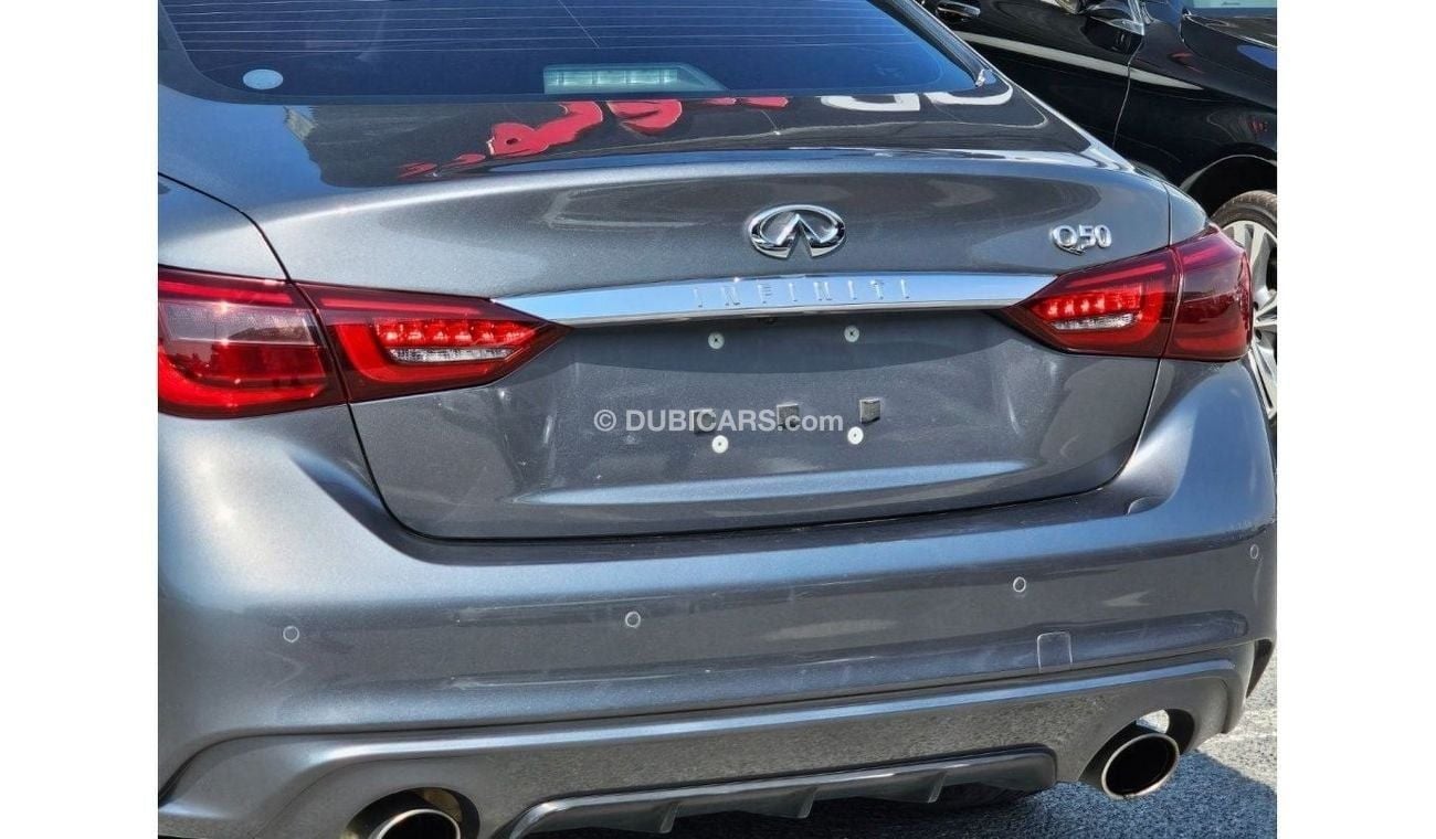 إنفينيتي Q50 لاكس