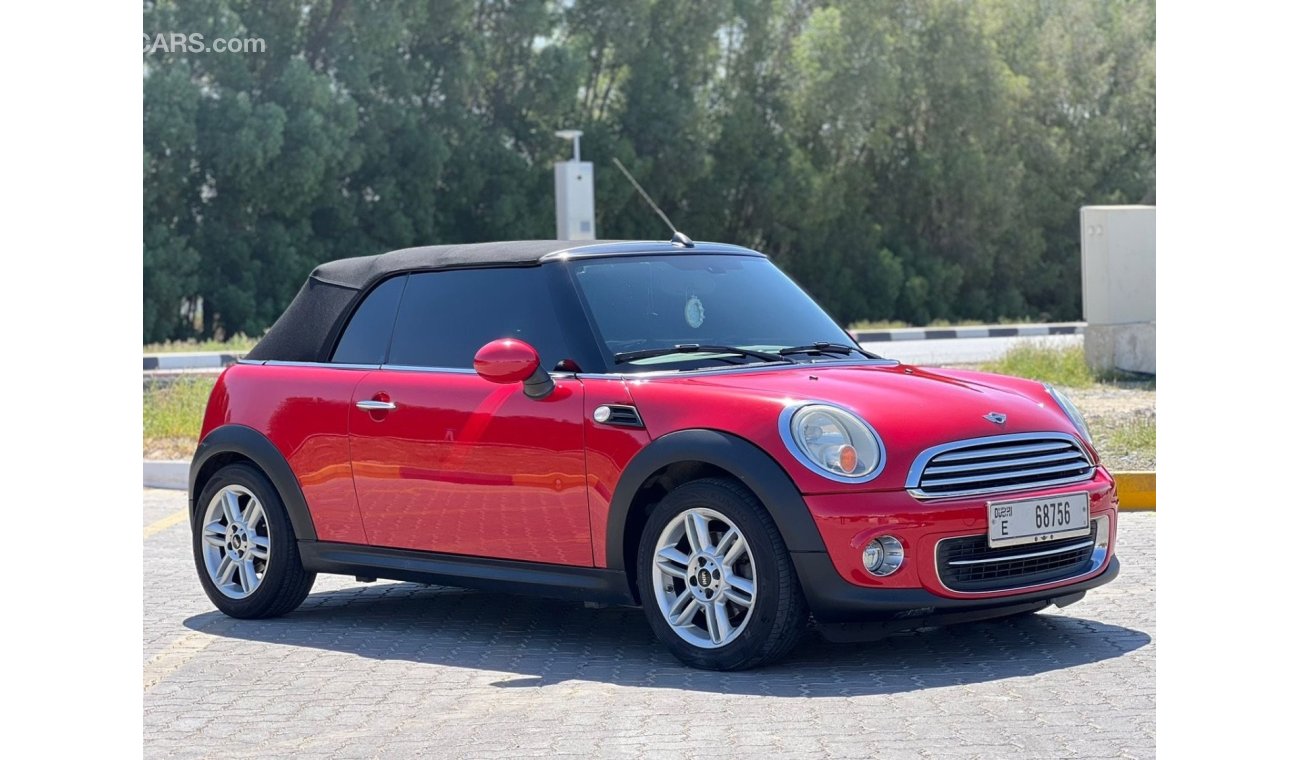 Mini Cooper S Mini copper s convertible 2015 Gcc specs full option Gcc specs