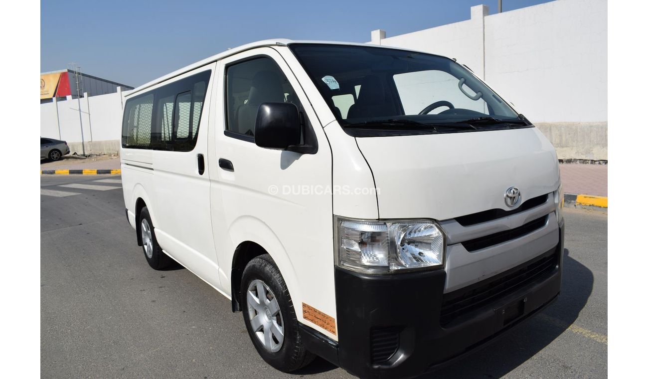 تويوتا هاياس Toyota Hiace 6 seater Van, model:2016