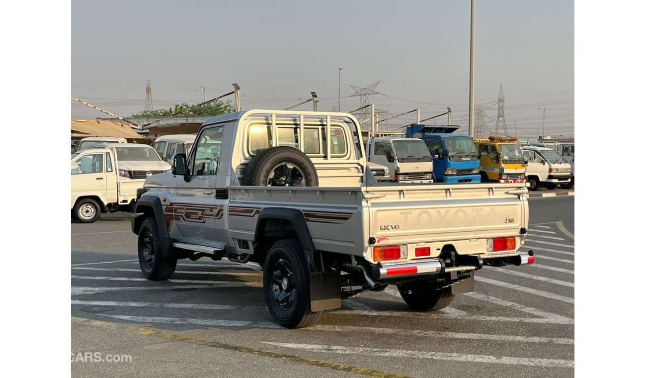 تويوتا لاند كروزر بيك آب LC79 SC PICKUP 4.0L PTR AT