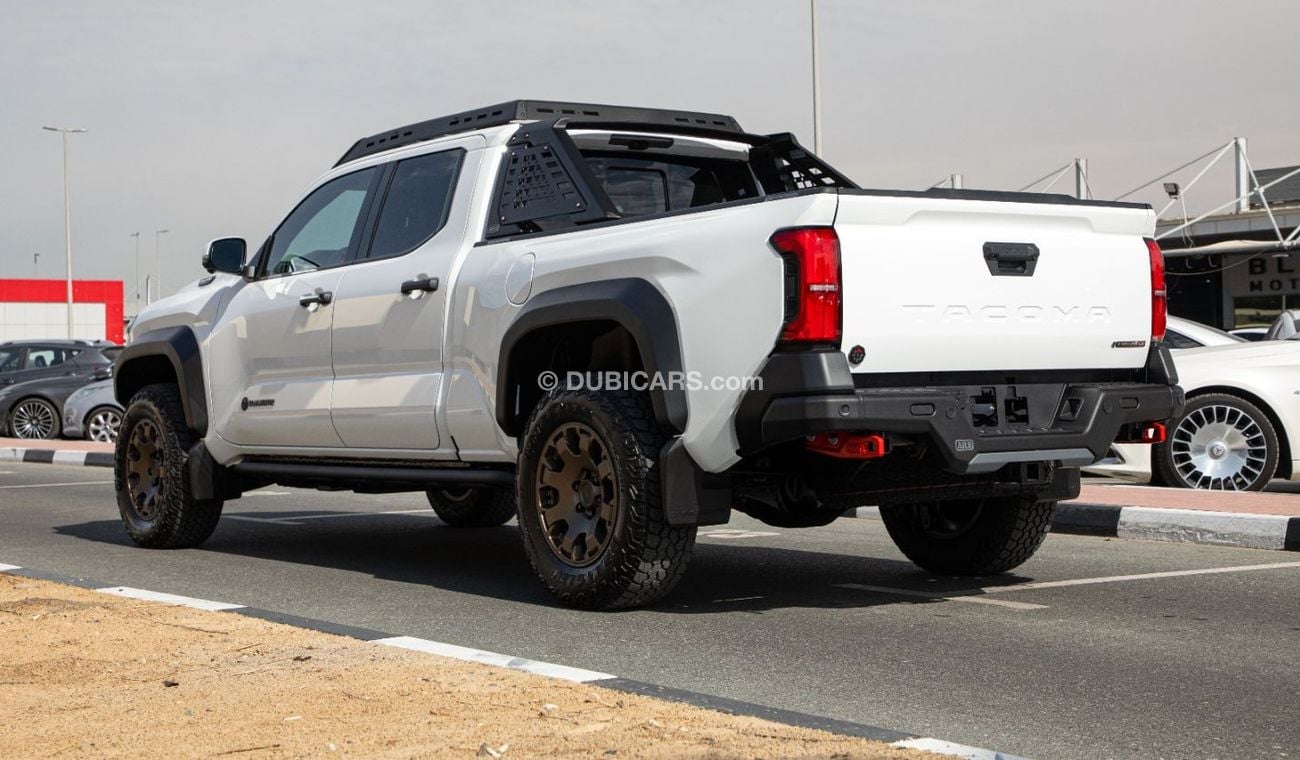 تويوتا تاكوما Trailhunter Hybrid 4WD. Coming Soon