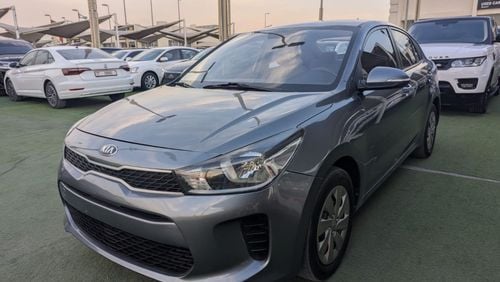 Kia Rio EX 1.4L (100 HP) Sedan Kia Rio 2018 GCC clean car no any work required just buy and drive available 