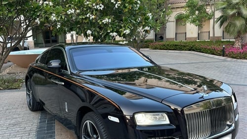 Rolls-Royce Wraith 6.6 V12 biturbo  633 HP