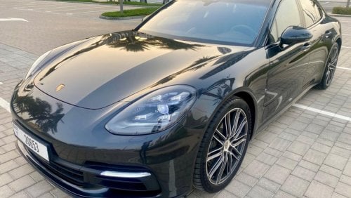 Porsche Panamera 4S