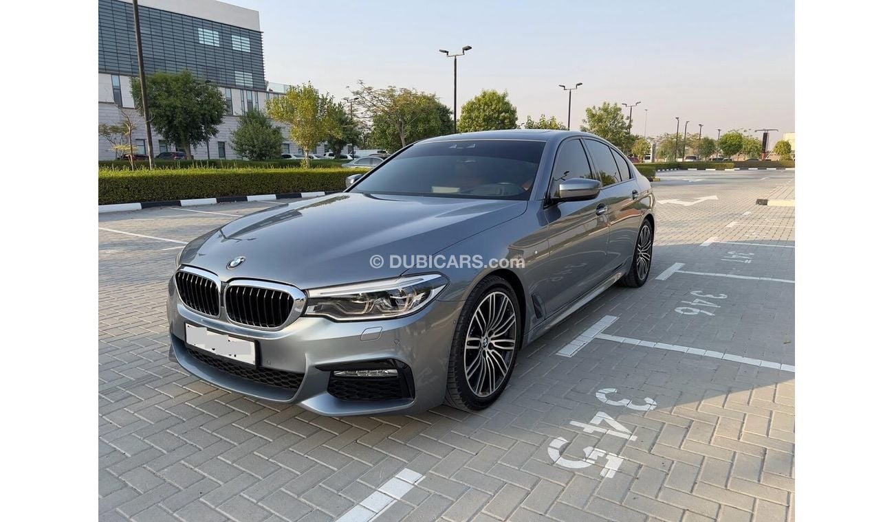 بي أم دبليو 530i Luxury M Sport Package 2.0L