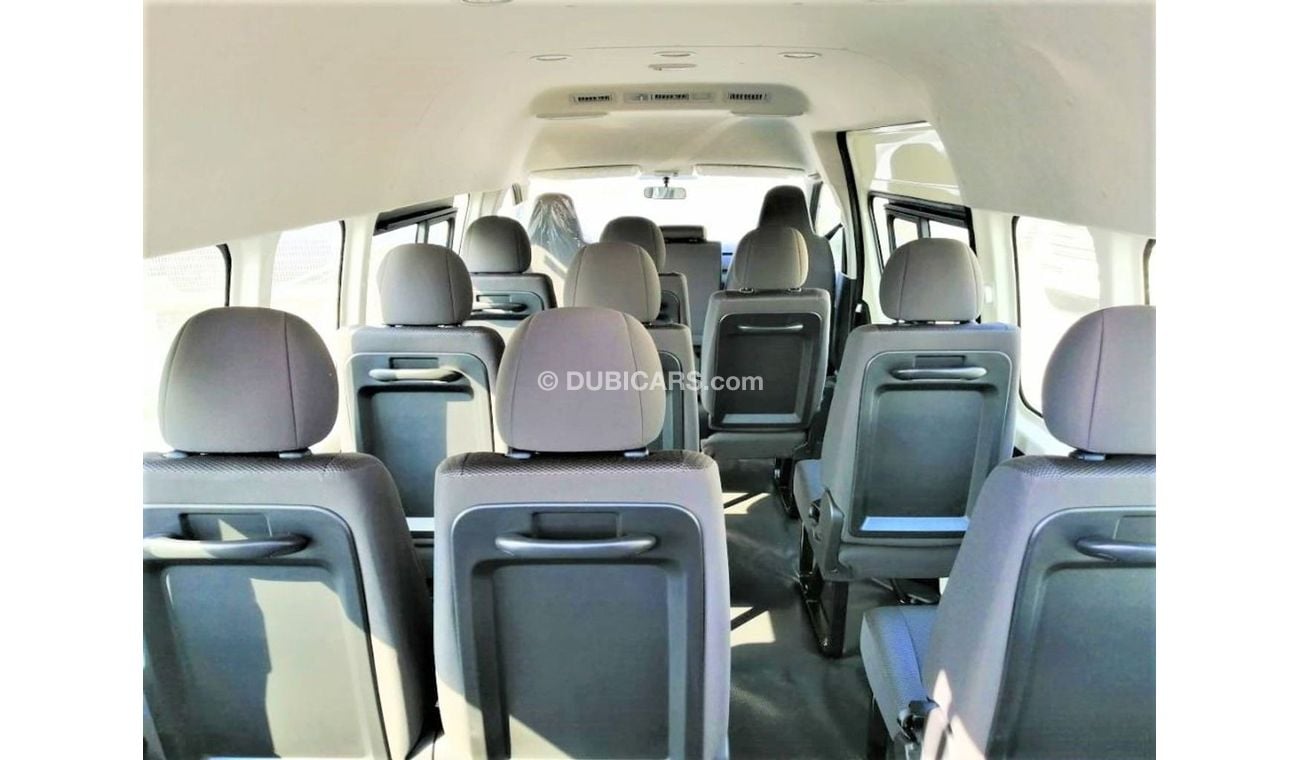 Toyota Hiace 16 SEATS