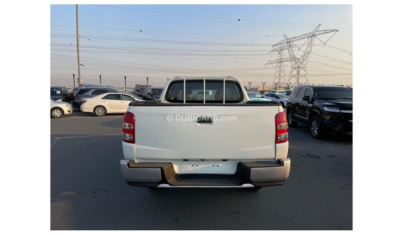 Mitsubishi L200 “Offer”2017 Mitsubishi L200 4x4 / 2.5l -v4  -UAE PASS