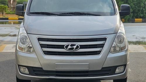 Hyundai H1 Starex