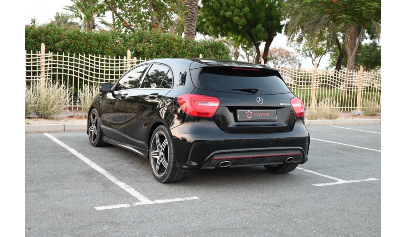 Mercedes-Benz A 250 0% DP -GCC SPECS - MERCEDESE A250 AMG KIT - 2.0 TURBO CHARGE I4 2014 - MINT CONDITION