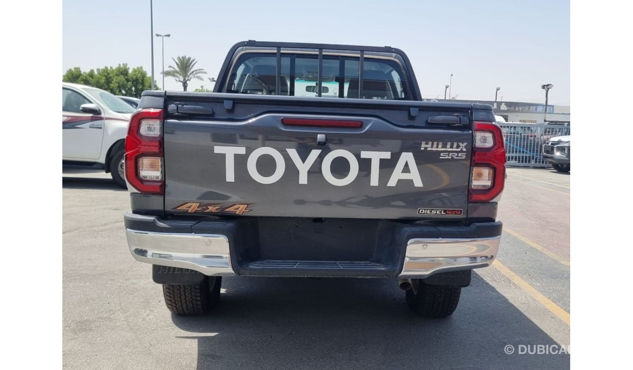 تويوتا هيلوكس TOYOTA HILUX 2.4L DIESEL 4x4 AUTOMATIC 2024