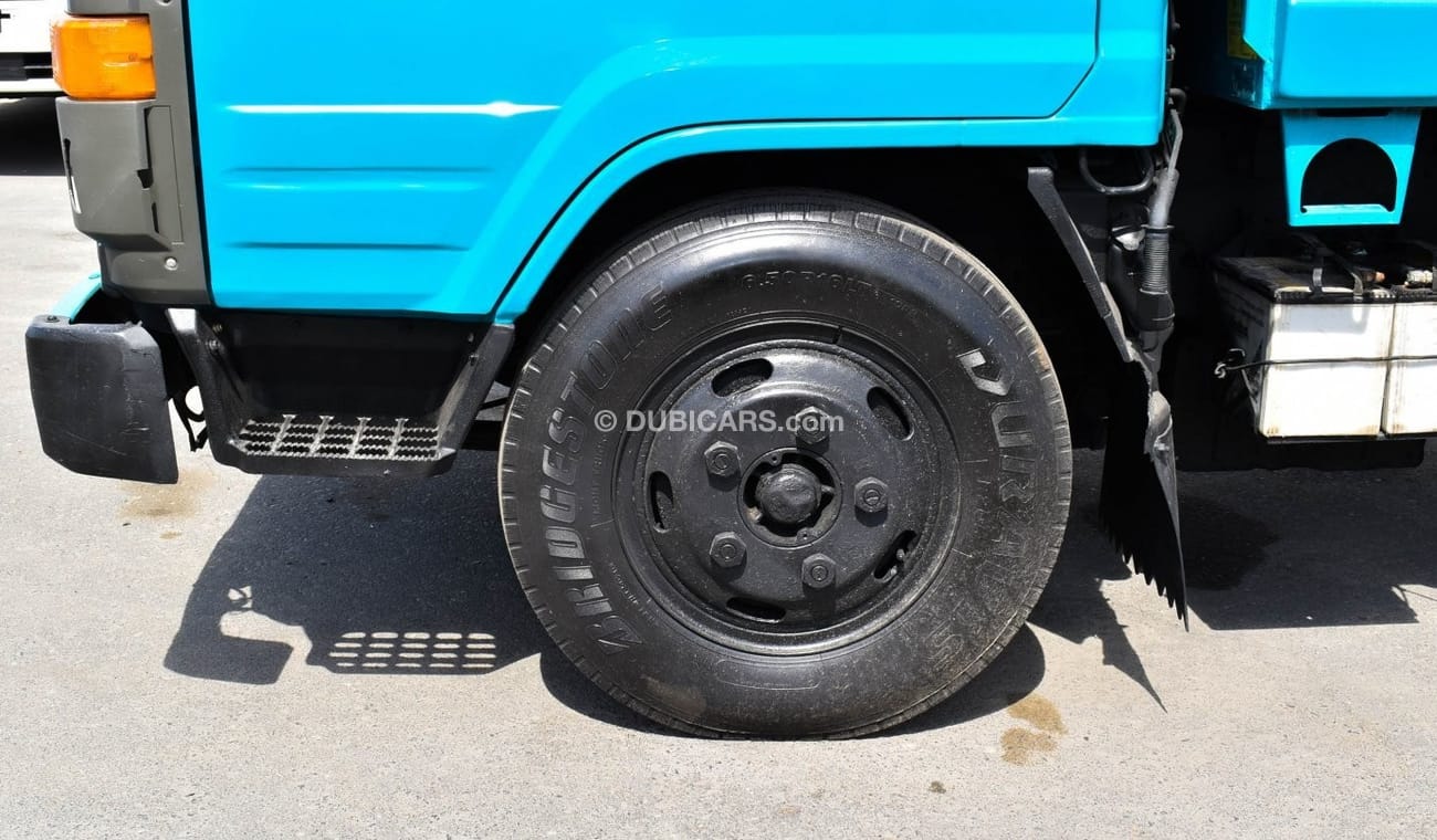 Toyota Dyna 1989, BLUE, 2DR, M/T , VIN BU67-0004056.