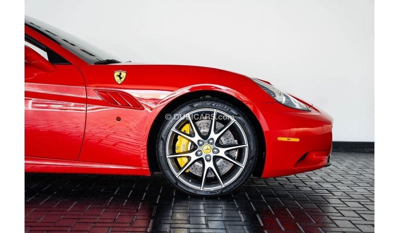 Ferrari California Std 4.3L (460 HP) 2012 - FERRARI CALIFORNIA - GCC - IMMACULATE CAR - SERVICE HISTORY