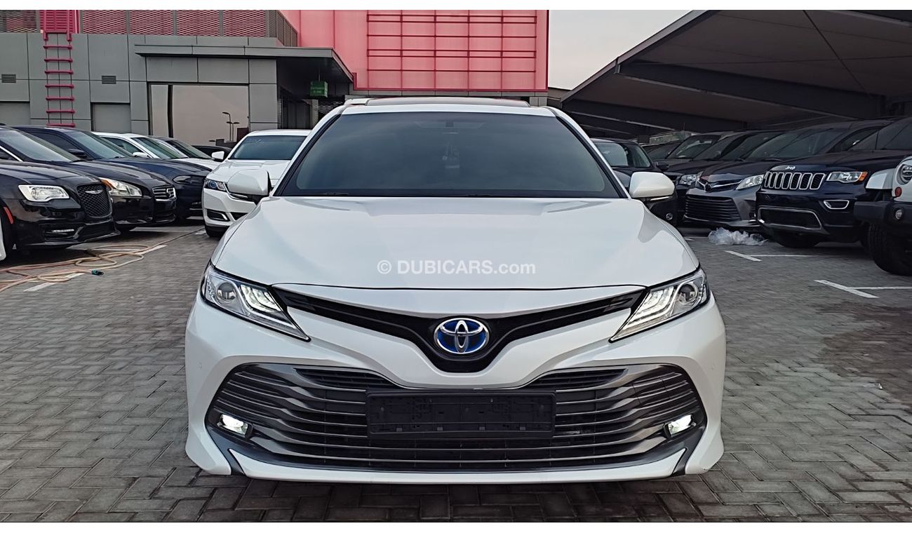 Used Toyota Camry GCC Full options, Hybrid, 2.5L, 2020 for sale in ...