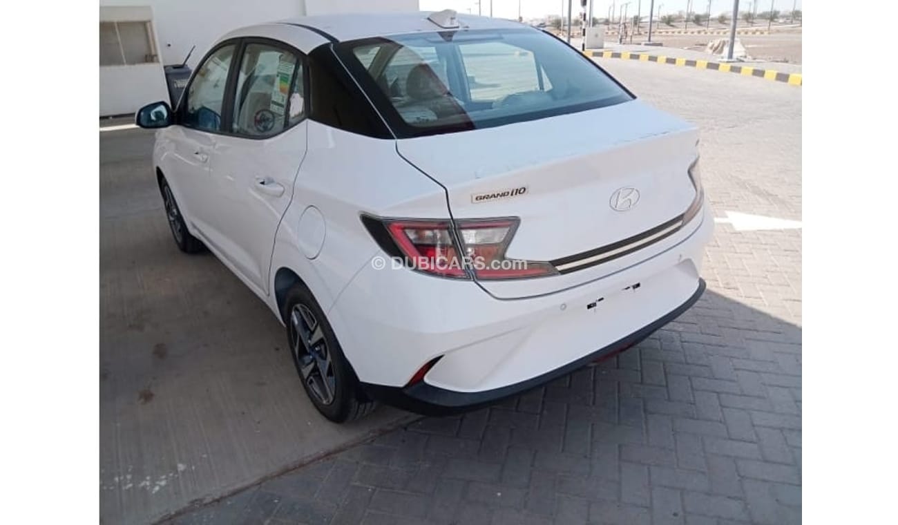 Hyundai Grand i10 1.2L Petrol, Sedan, FWD, 4 Doors, Model 2024