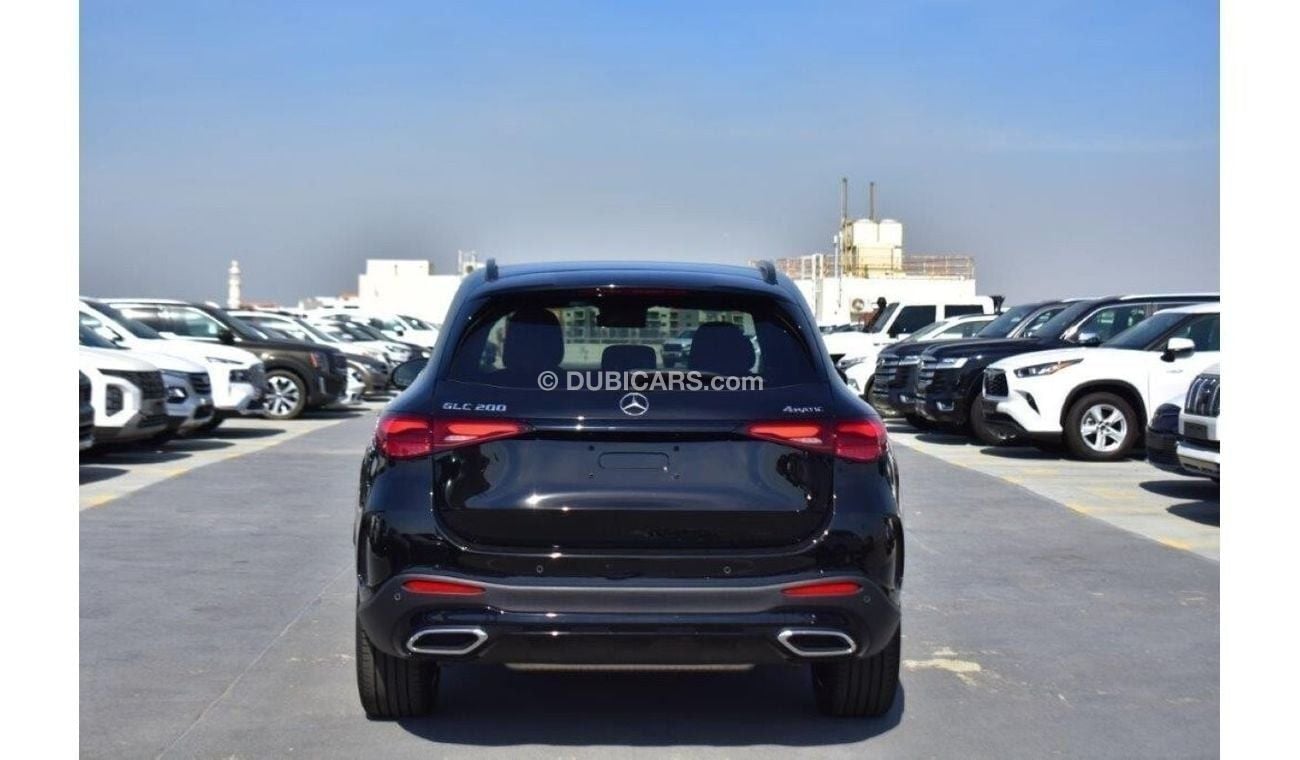 مرسيدس بنز GLC 200 AMG 2.0L Automatic