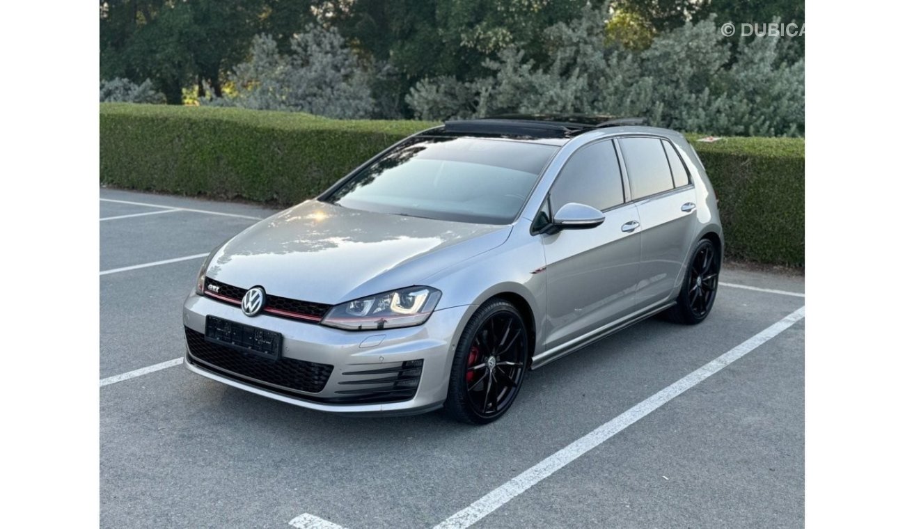 Volkswagen Golf GTI P2