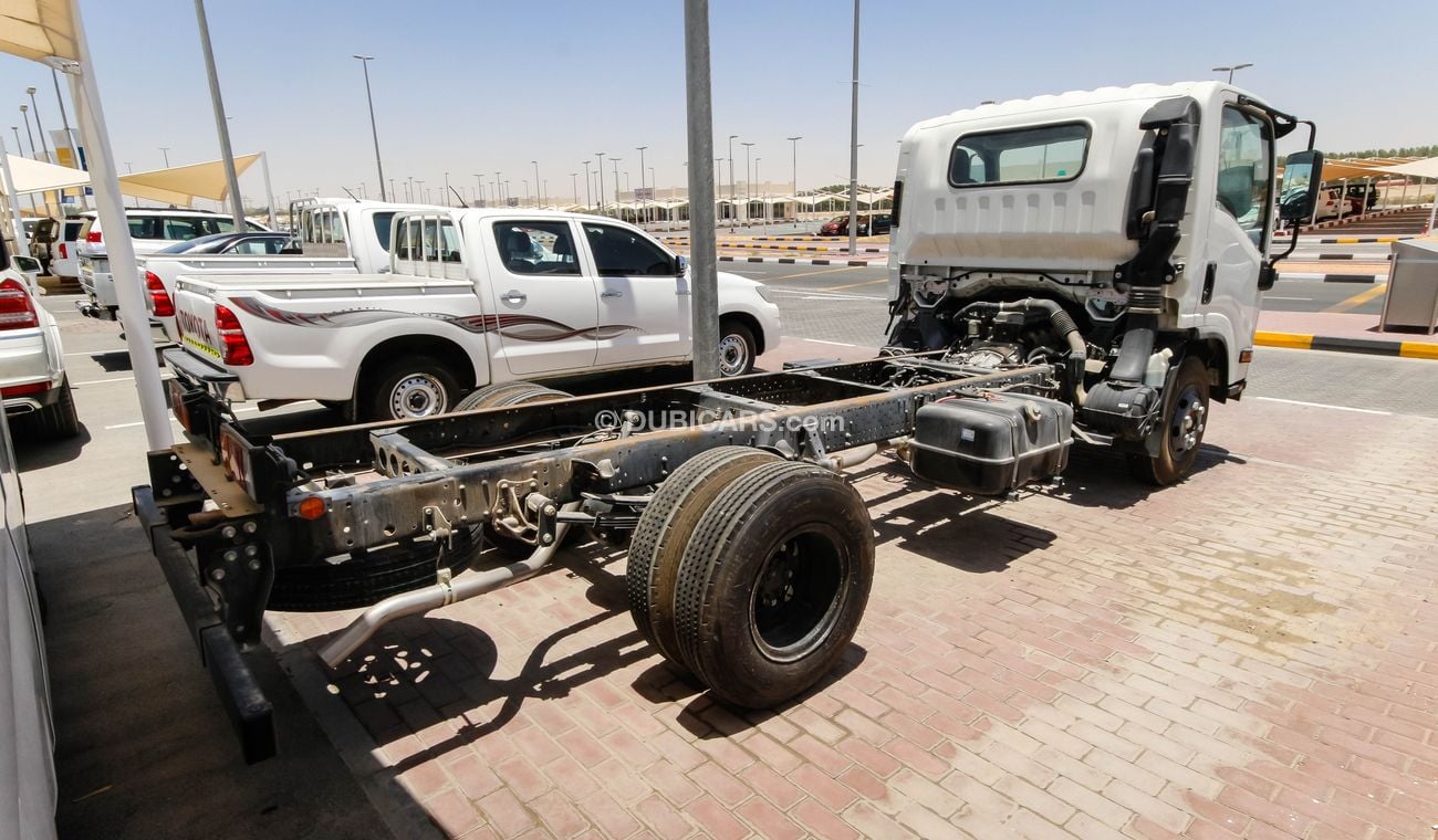 Isuzu Reward NP Cab & Chassis Truck