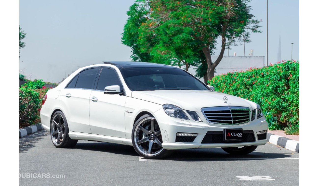 Mercedes-Benz E 63 AMG Automatic 4.0L V8 RWD 5 Seats 4 Doors