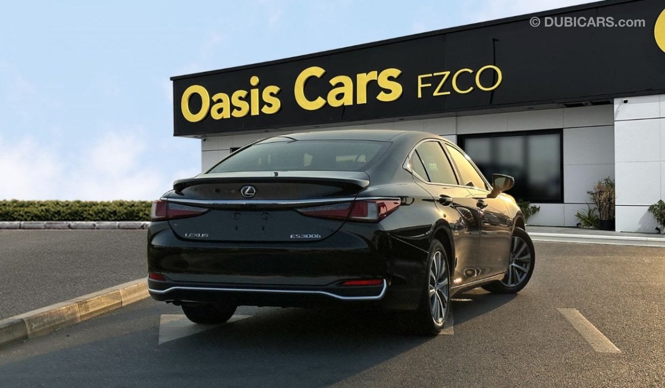 Lexus ES300h 2.5L Hybrid 4 Cylinders Full Service History 2021 GCC