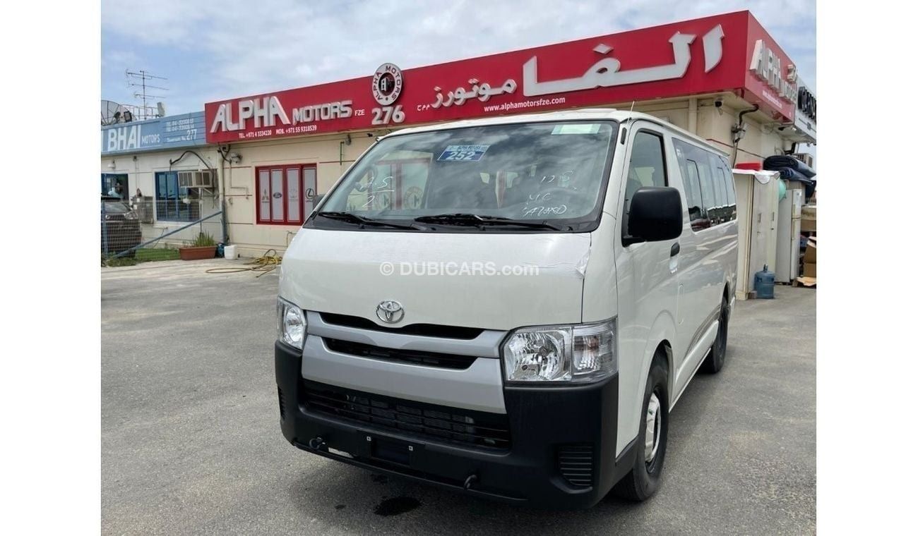 Toyota Hiace TOYOTA HIACE 2.5L DIESEL STD ROOF 2024 EXPORT