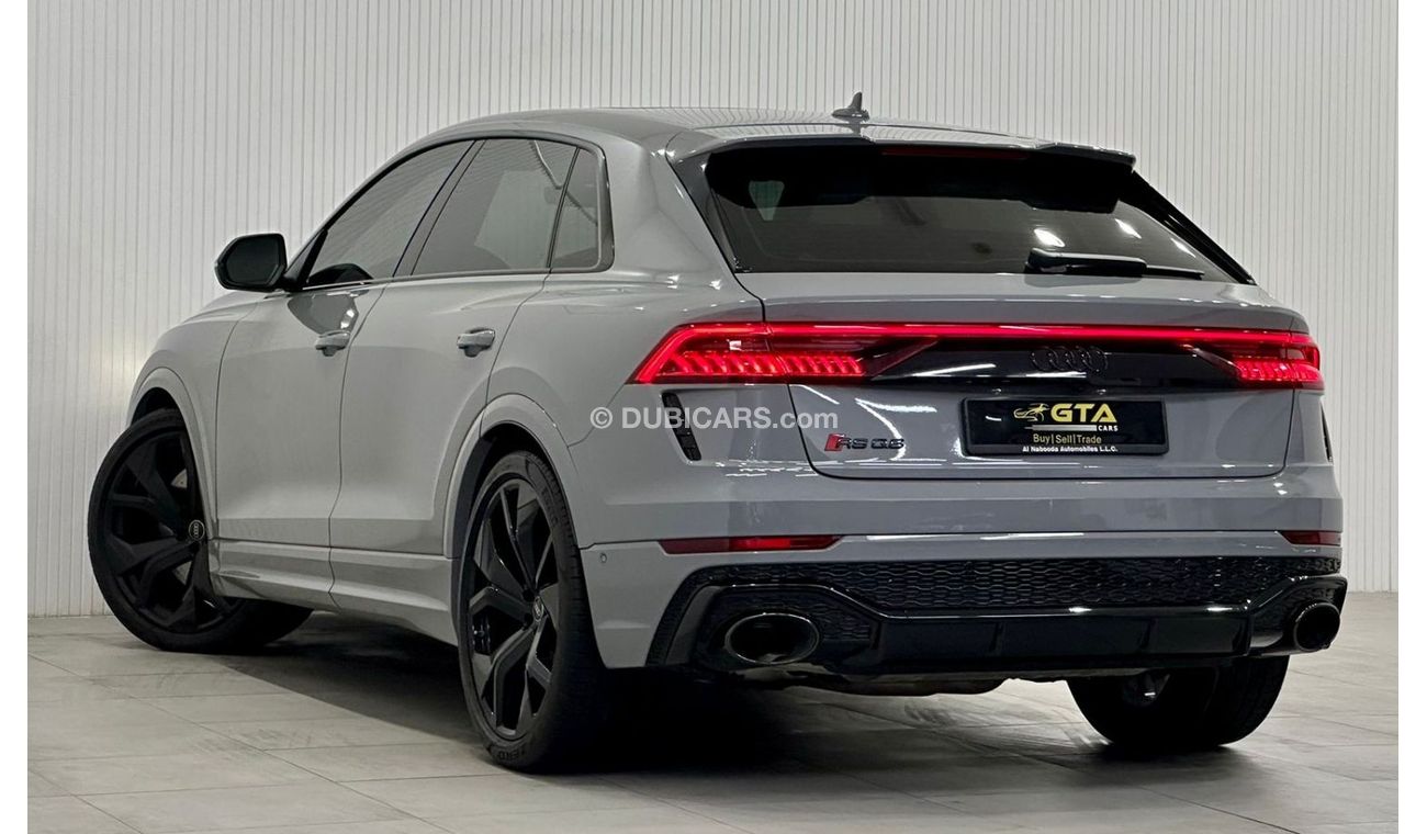 أودي RSQ8 TFSI quattro