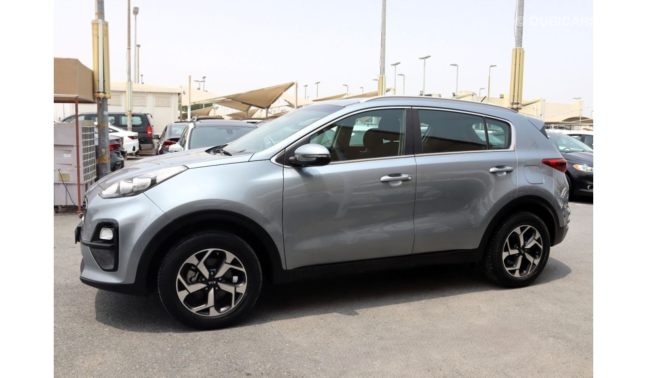 Kia Sportage EX ACCIDENTS FREE - GCC - ORIGINAL PAINT - 2 KEYS - PERFECT CONDITION INSIDE OUT