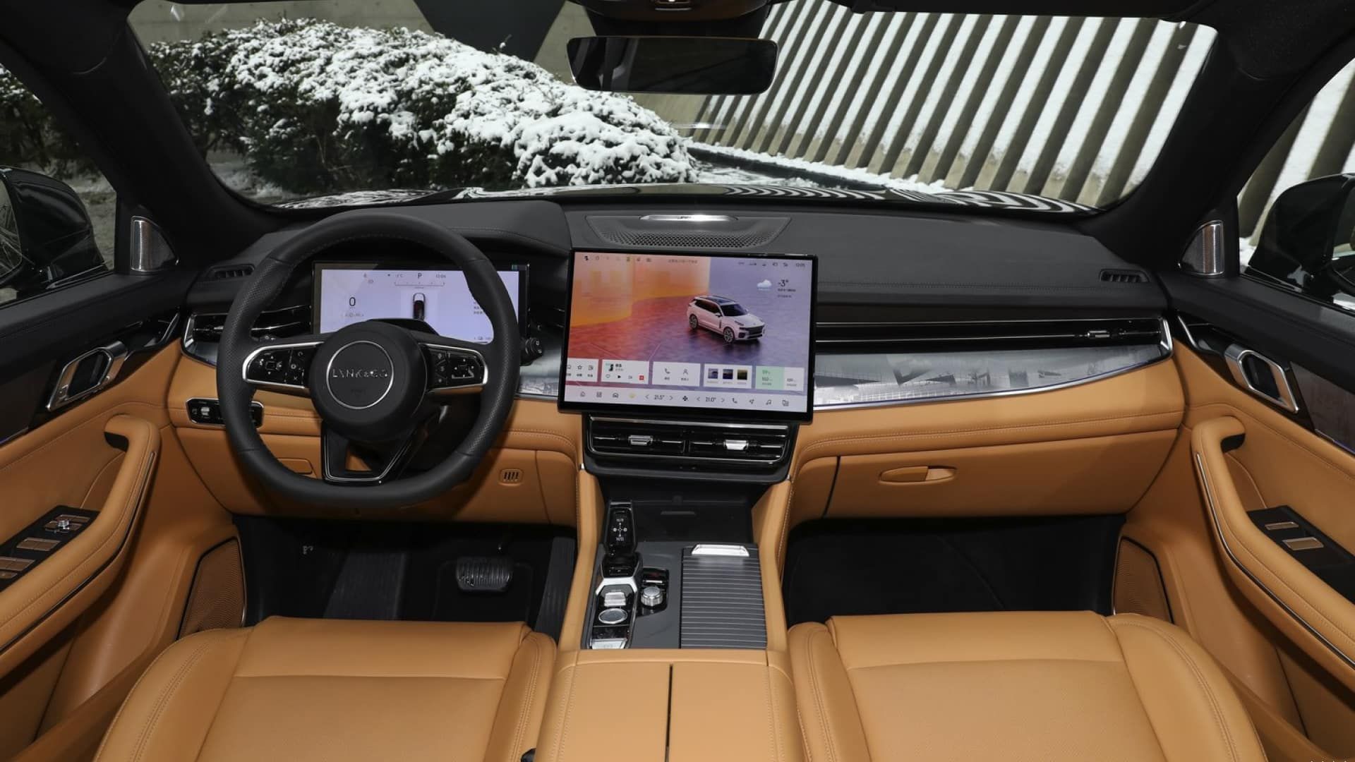 Lynk & Co 09 interior - Cockpit