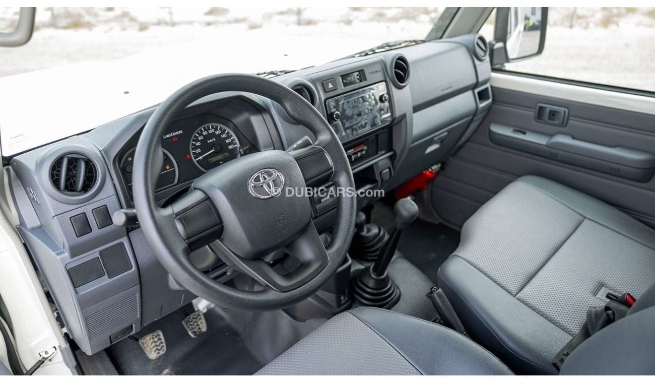 Toyota Land Cruiser Pick Up Toyota Land Cruiser Pick-up DC 4.2L Diesel  MT 2024