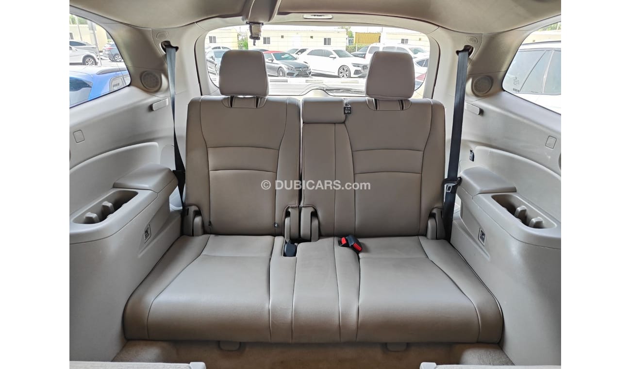 هوندا بايلوت AED 1,700 P.M | 2016 HONDA PILOT TOURING AWD 3.5L | 7 SEATS | FULLY LOADED VIP | GCC