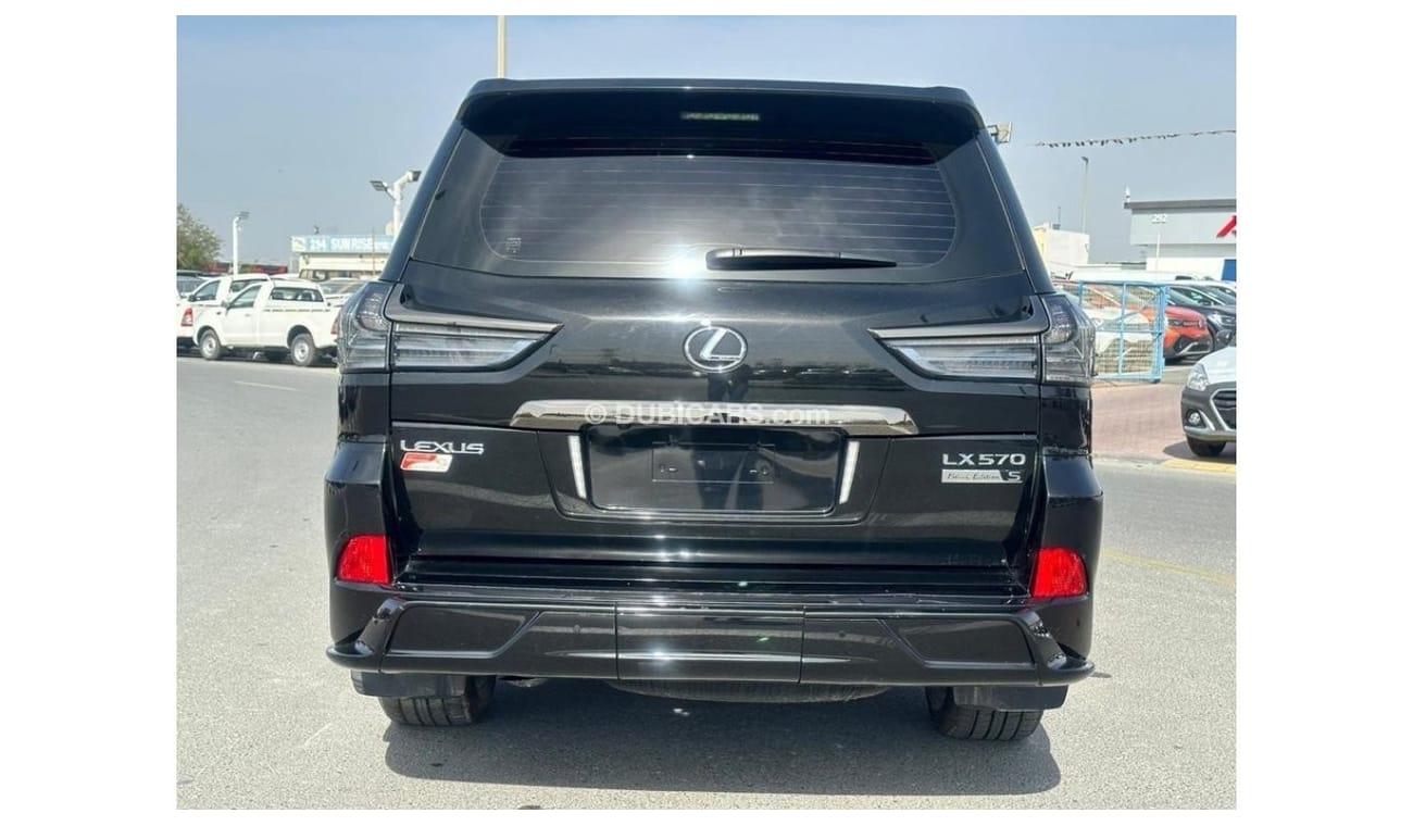 Lexus LX570 LEXUS SIGNATURE BLACK EDITION