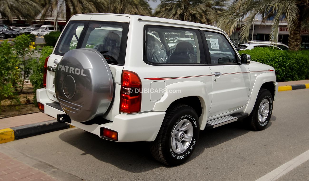 Nissan Patrol Safari HT AT 2 Door