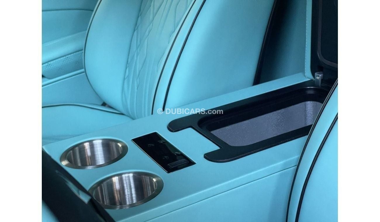 Mercedes-Benz V 250 Tiffany Blue VIP Interior I Brand New with 2Years Warranty and Service| GCC Specs