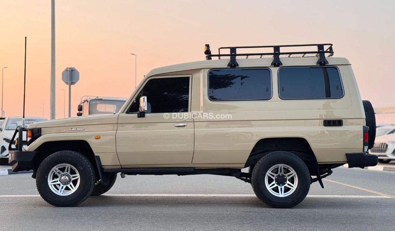 تويوتا لاند كروزر هارد توب HARD TOP | RHD | 4.2L DIESEL ENGINE | MANUAL TRANSMISSION | AIR SNORKEL | PREMIUM BULL BAR INSTALLED