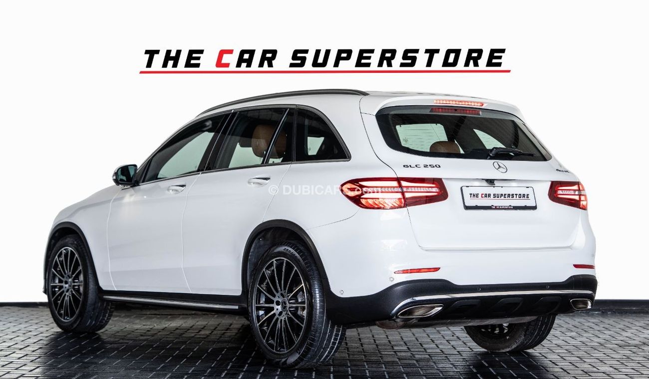 Mercedes-Benz GLC 250 4MATIC 2.0L 2018 - MERCEDES BENZ GLC 250 4matic AMG LINE - GCC - SERVICE HISTORY FULL WITH GARGASH