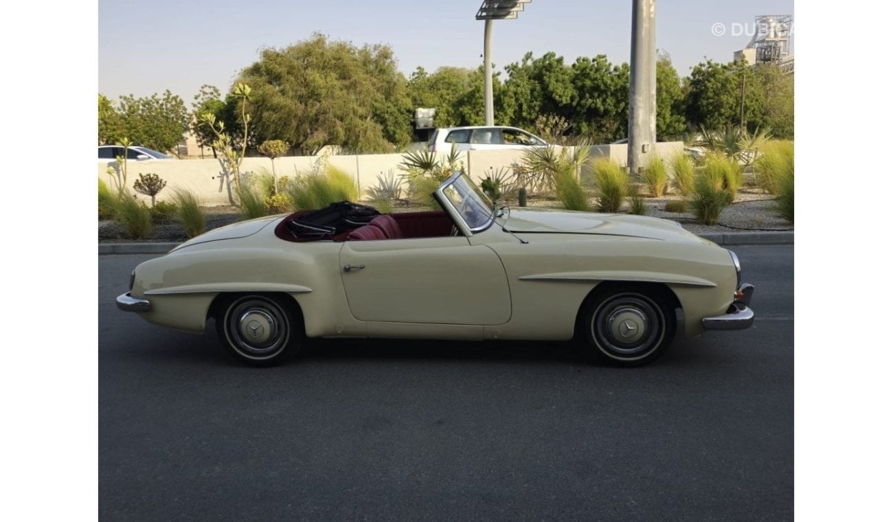 مرسيدس بنز 190 1956 Mercedes-Benz 190SL W121