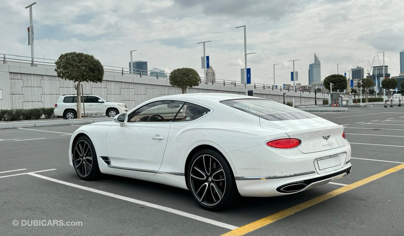 بنتلي كونتيننتال جي تي 6.0L W12 (626 HP)