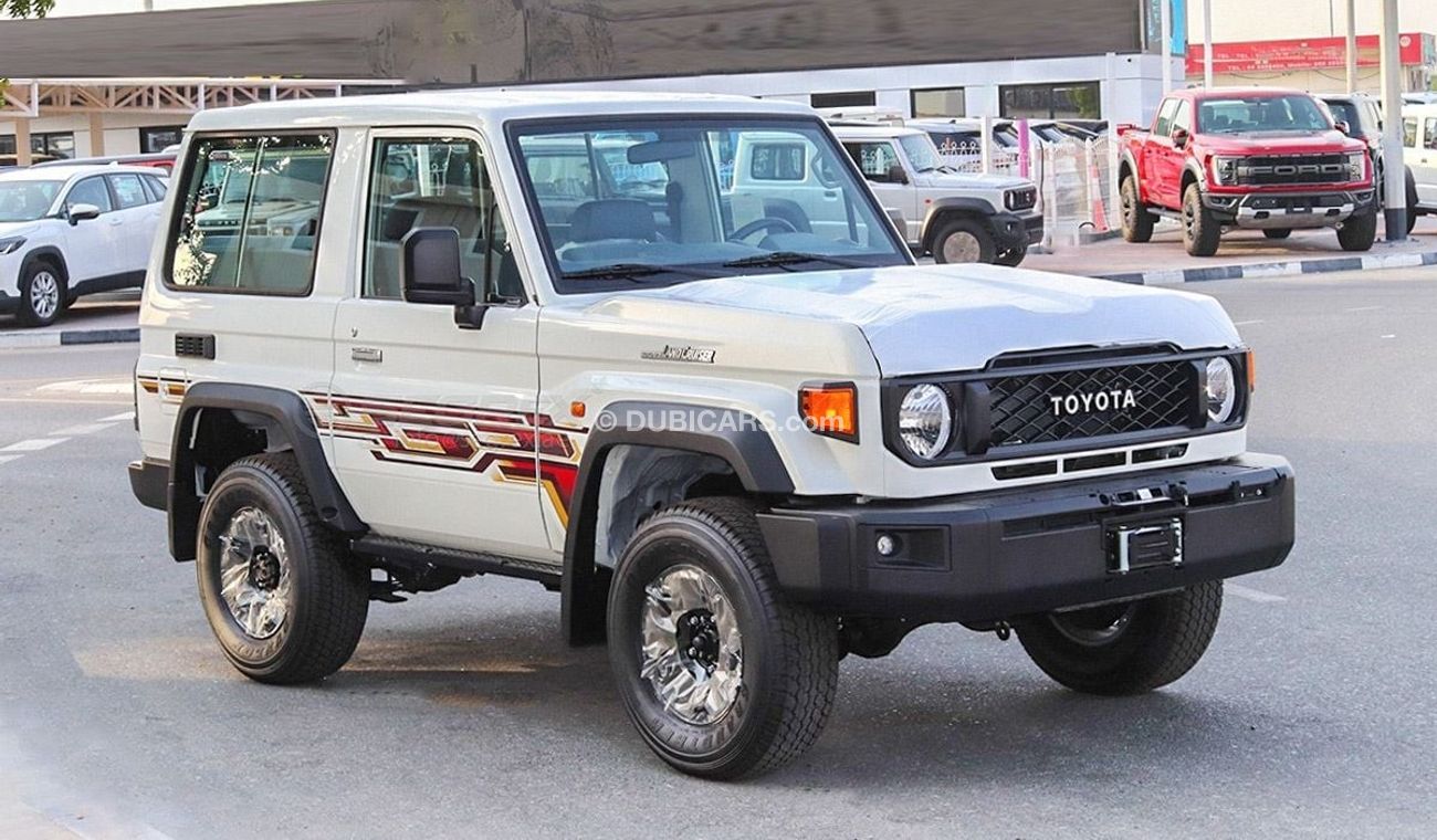 تويوتا لاند كروزر هارد توب 2024 Model Toyota Land Cruiser Hardtop LC71, 4.0L Petrol 4WD 5M/T