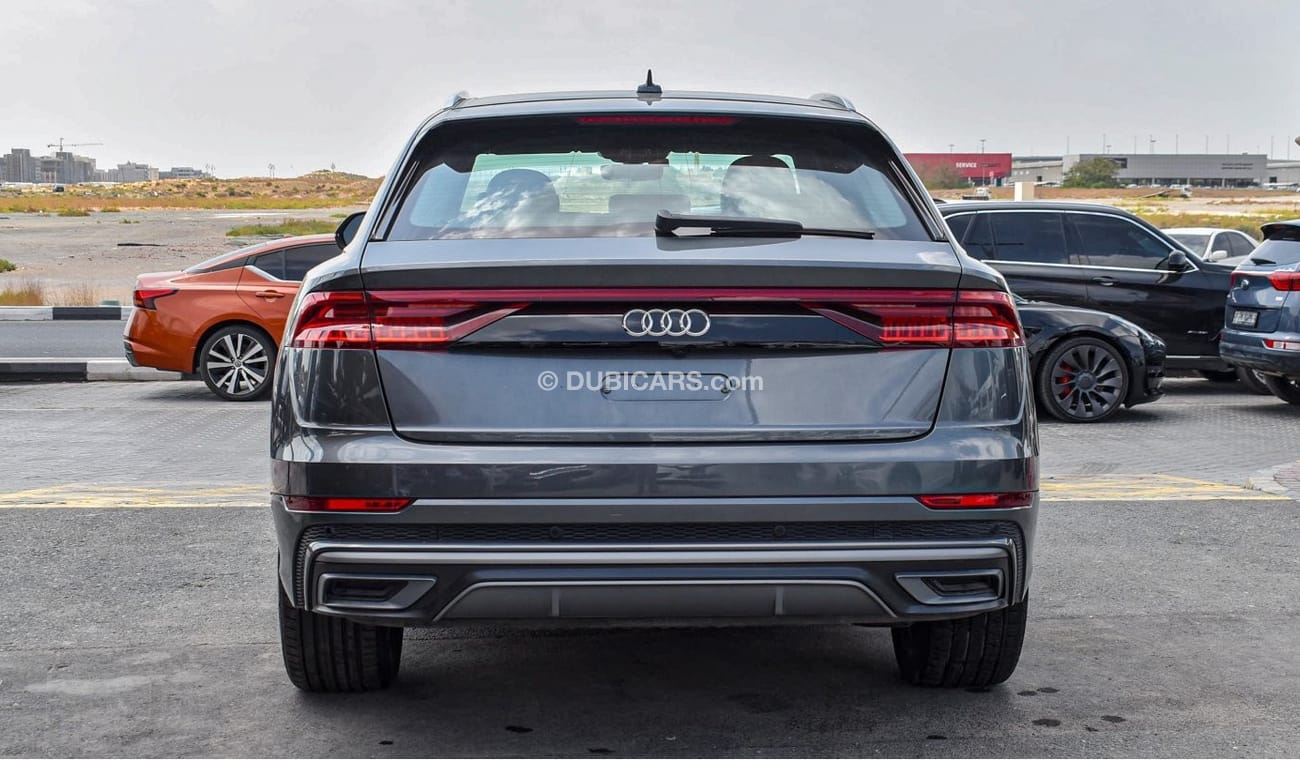 Audi Q8 S Line