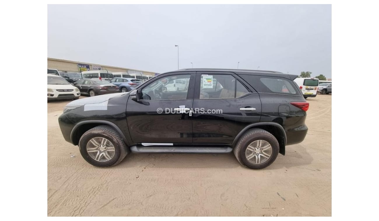 Toyota Fortuner Toyota Fortuner 2.7 V4 MID OPTION