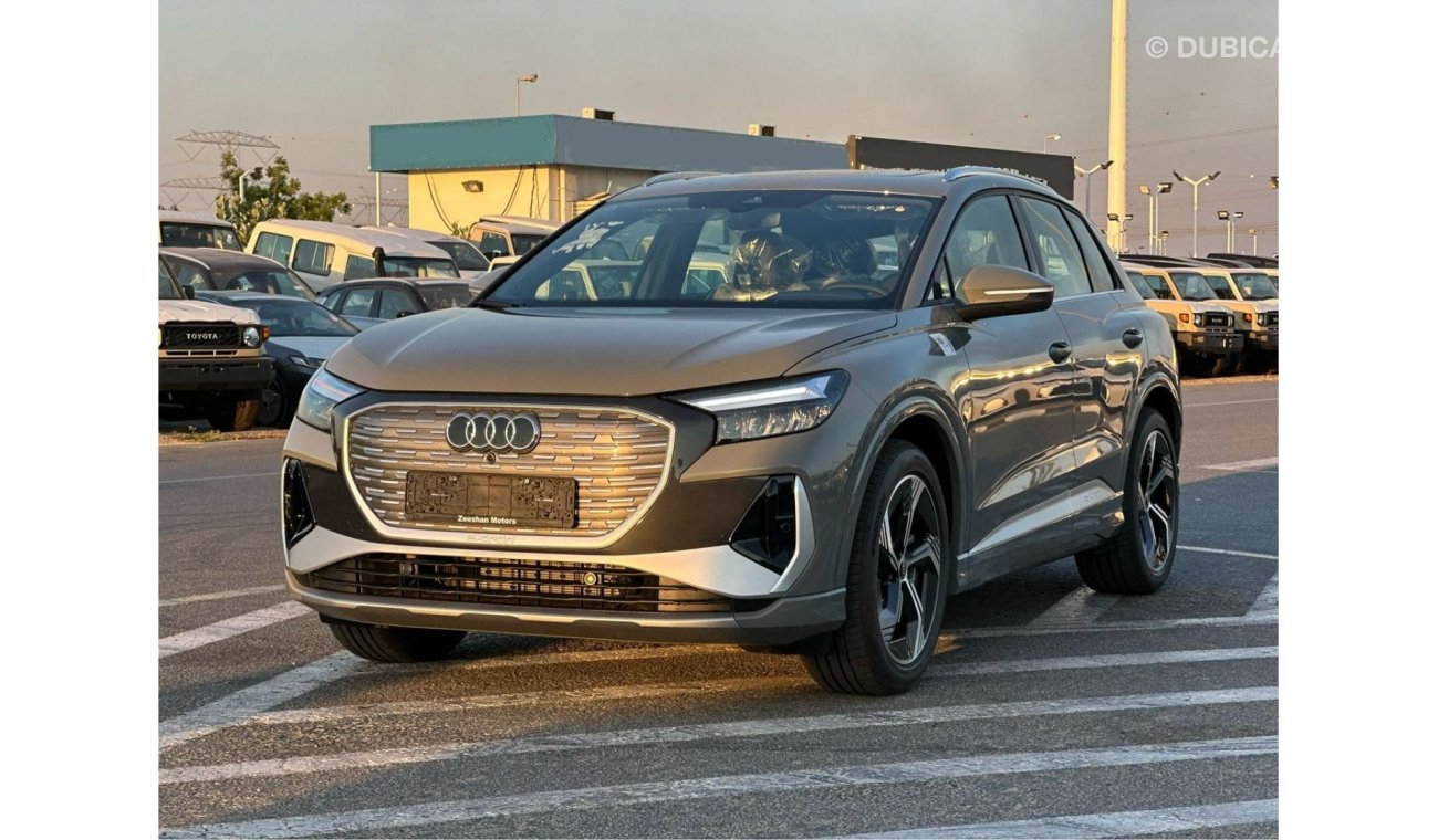 أودي اي ترون AUDI E-TRON Q4 2024