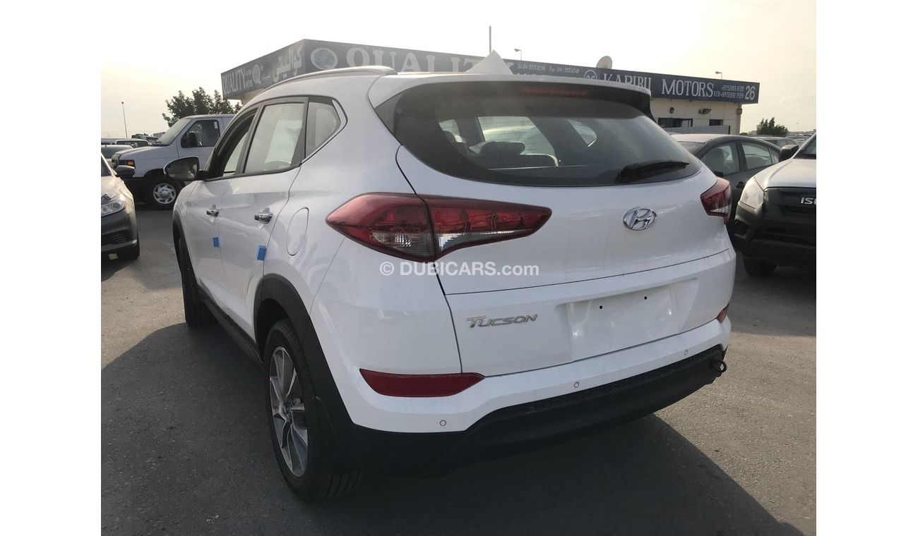 Hyundai Tucson WITH SUNROOF