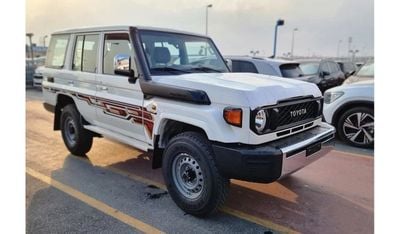 Toyota Land Cruiser Pick Up TOYOTA LAND CRUISER GCC LC76 4.5L 5 DOORS