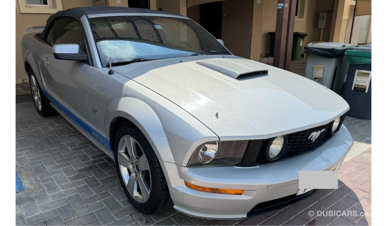 فورد موستانج V8 GT Convertible