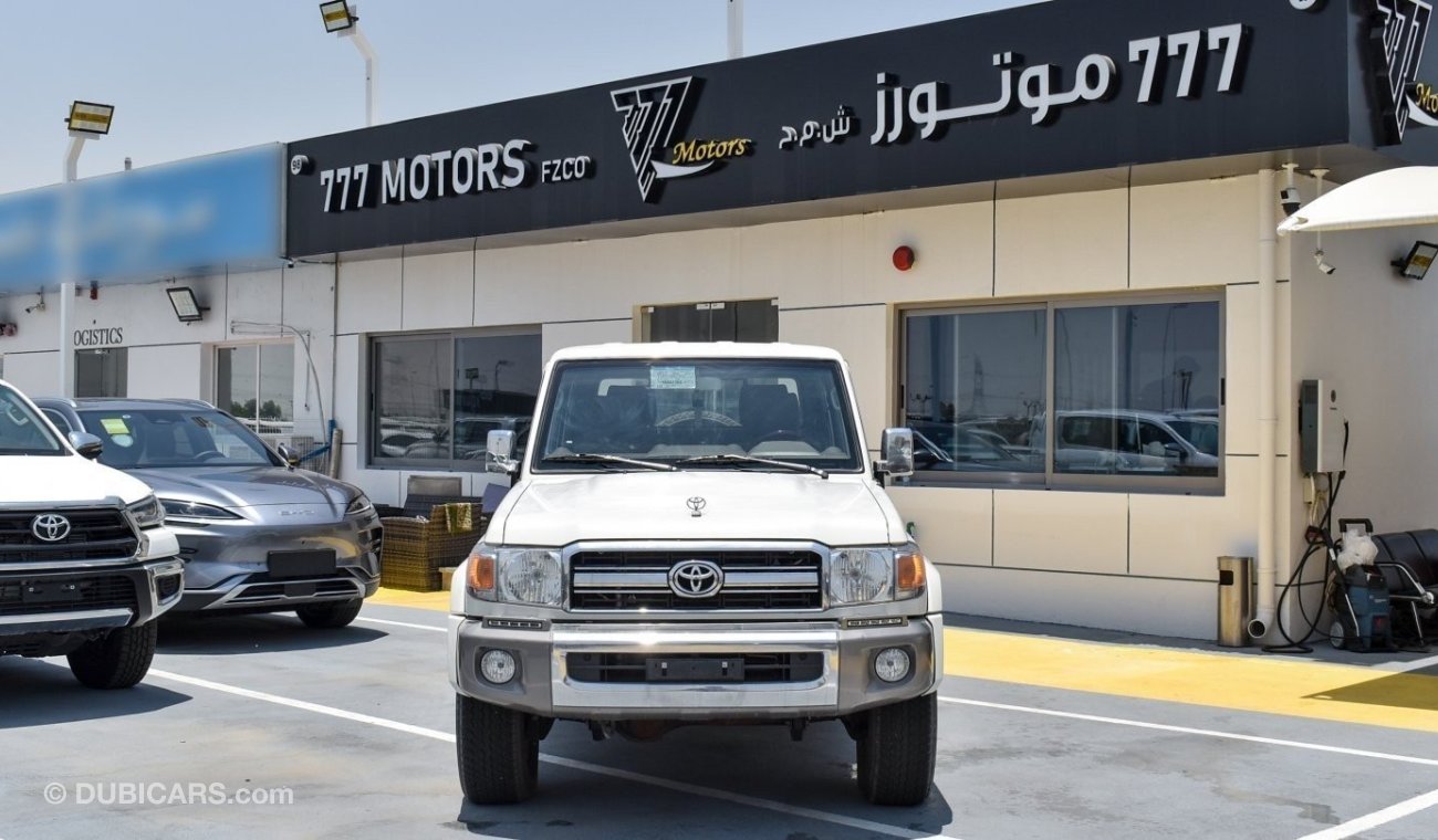 تويوتا لاند كروزر بيك آب TOYOTA LAND CRUISER PICK-UP DOUBLE CABIN 4.0L V6 2022